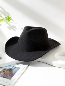 2025 nuevo sombrero de <span class=keywords><strong>vaquero</strong></span> Cabeza de Vaca accesorios patrón monocromático sombrero de fieltro hombres y mujeres ala <span class=keywords><strong>grande</strong></span> sombrero al aire libre occidental - Product Image 3