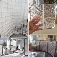 Carreaux de verre texturé en pierre Carreaux de verre suspendus carrés pour écran de séparation Carreaux de verre décoratifs transparents suspendus pendentifs