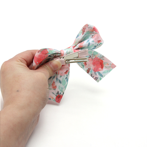 <span class=keywords><strong>กิ๊บ</strong></span>ติดผมโบว์หลากสีแบบกำหนดเอง ZOYU สไตล์ยุโรปและอเมริกา <span class=keywords><strong>กิ๊บ</strong></span>ผ้ารูปโบว์ <span class=keywords><strong>กิ๊บ</strong></span>ผีเสื้อ BB อุปกรณ์เสริม<span class=keywords><strong>ผม</strong></span>สำหรับเด็กผู้หญิง - Product Image 4