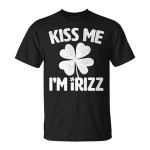 Camiseta Kiss Me I'm IRizz Premium con diseño de trébol para el Día de San Patricio - Product Image 1