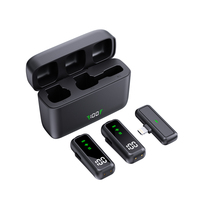 Microphone Lavalier Sans Fil Universel 3-en-1 TDM8 PRO avec Étui de Charge LED 2.4G et Réduction de Bruit Omnidirectionnelle