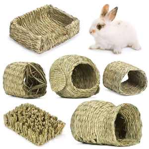 Túnel de Paja Ecológico para Mascotas, Casa para Conejos, Cobayas y Erizos - Juguete de Escondite Hecho a Mano con Hierba, No Requiere Ensamblaje - Product Image 1