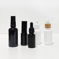 Vente flash 30ml 50ml 10ml Bouteille compte-gouttes en verre ronde carrée givrée ambre rose noire pour cosmétiques Huile capillaire