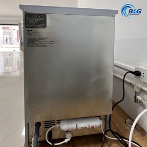 เครื่องทำน้ำแข็งก้อนใหญ่สำหรับโรงงานอุตสาหกรรม BLG รุ่น Maquina De Hielo ระบบพ่นความเย็น ผลิตน้ำแข็งใสแข็ง สำหรับบาร์ โรงแรม ร้านอาหาร และร้านเครื่องดื่ม - Product Image 5