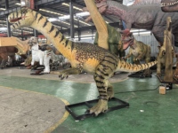 Dinosaures animatroniques Plateosaurus, modèle de dinosaure en silicone et acier personnalisé pour les parcs d'aventure en plein air, les parcs d'attractions et les divertissements
