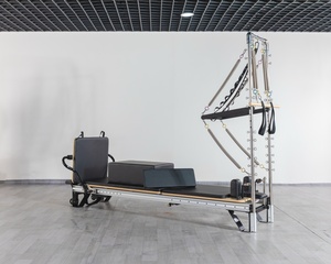 Machine de Pilates Reformer portable et réglable en aluminium blanc LUMINE avec barre de repose-pieds <span class=keywords><strong>pour</strong></span> l'<span class=keywords><strong>exercice</strong></span> corporel - Product Image 5