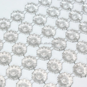 Vente en gros de 10mm rouleaux de chaîne en <span class=keywords><strong>maille</strong></span> pliable en plastique à coudre avec strass dos en argent <span class=keywords><strong>or</strong></span> rouleaux de tube en <span class=keywords><strong>maille</strong></span> en gros - Product Image 2
