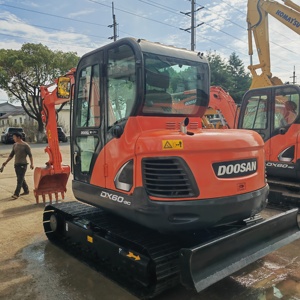 Offre Spéciale : Mini-Excavatrice sur Chenilles d'Occasion Doosan DX60-9C, 6 Tonnes, Compacte, avec Moteur Diesel Stable Doosan D24C - Product Image 4