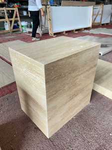 Piedistallo in <span class=keywords><strong>Travertino</strong></span> a Cubo con Angoli Smussati Personalizzato, Espositore in Pietra Naturale Beige per Decorazioni di Hall e Mostre - Product Image 3