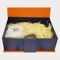 Cajas de Regalo de Diseño Moderno, Novedad, Embalaje Rectangular Rígido de Cartón con Asa, para Bufandas, Materiales Reciclados