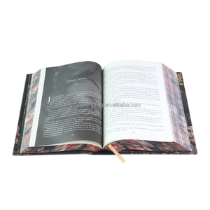 การพิมพ์ที่กำหนดเองหนังสือปกแข็งสีดำและสีขาวหนังสือนวนิยายเผยแพร่นิยายพิมพ์จบหน้าพ่นขอบและฟอยล์บนหน้าปก - Product Image 5