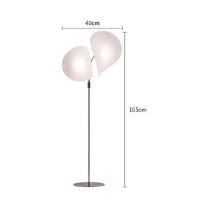 Lampe sur pied artistique et créative pour salon, chambre à coucher, bureau, hôtel, à placer près du canapé, autres usages décoratifs - Product Image 1