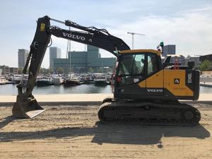 Pelle Volvo EC140 moyenne d'occasion suédoise véritable 300 heures Machines de construction Terrassement Moteur Pompe Roulement de haute qualité - Product Image 2