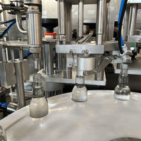Ligne de remplissage de bouteilles à grande vitesse pour le miel, la confiture, la sauce, la pâte, ligne d'emballage automatique de mise en bouteille, remplisseuse de bouteilles, capsuleuse
