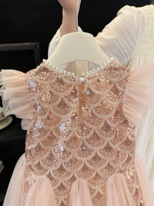 Costume de sirène pour filles MS avec robe en tulle à paillettes et bandeau assorti, parfait pour les fêtes et les spectacles - Product Image 2