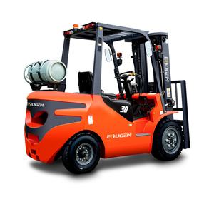 รถยกนิสสัน K21 K25 เครื่องยนต์กวงชิง ใช้แก๊ส LPG ยางตัน เสาสามชั้น ปรับระดับด้านข้าง รับน้ำหนัก 3 ตัน 5 ตัน ใช้แก๊สธรรมชาติ - Product Image 1