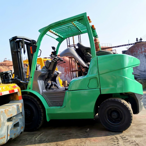 Montacargas Diésel Mitsubishi 50 con Mástil de Tres Etapas, Neumáticos Neumáticos, Operación con Asiento, Modelo Usado - Product Image 1