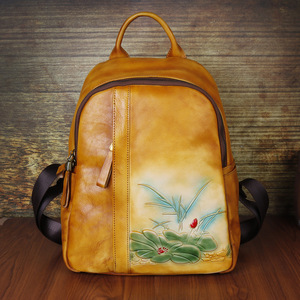 Sac à dos Ando en cuir de vache véritable, style vintage, motif lotus en relief, grande capacité, sac de voyage zippé pour femme - Product Image 1