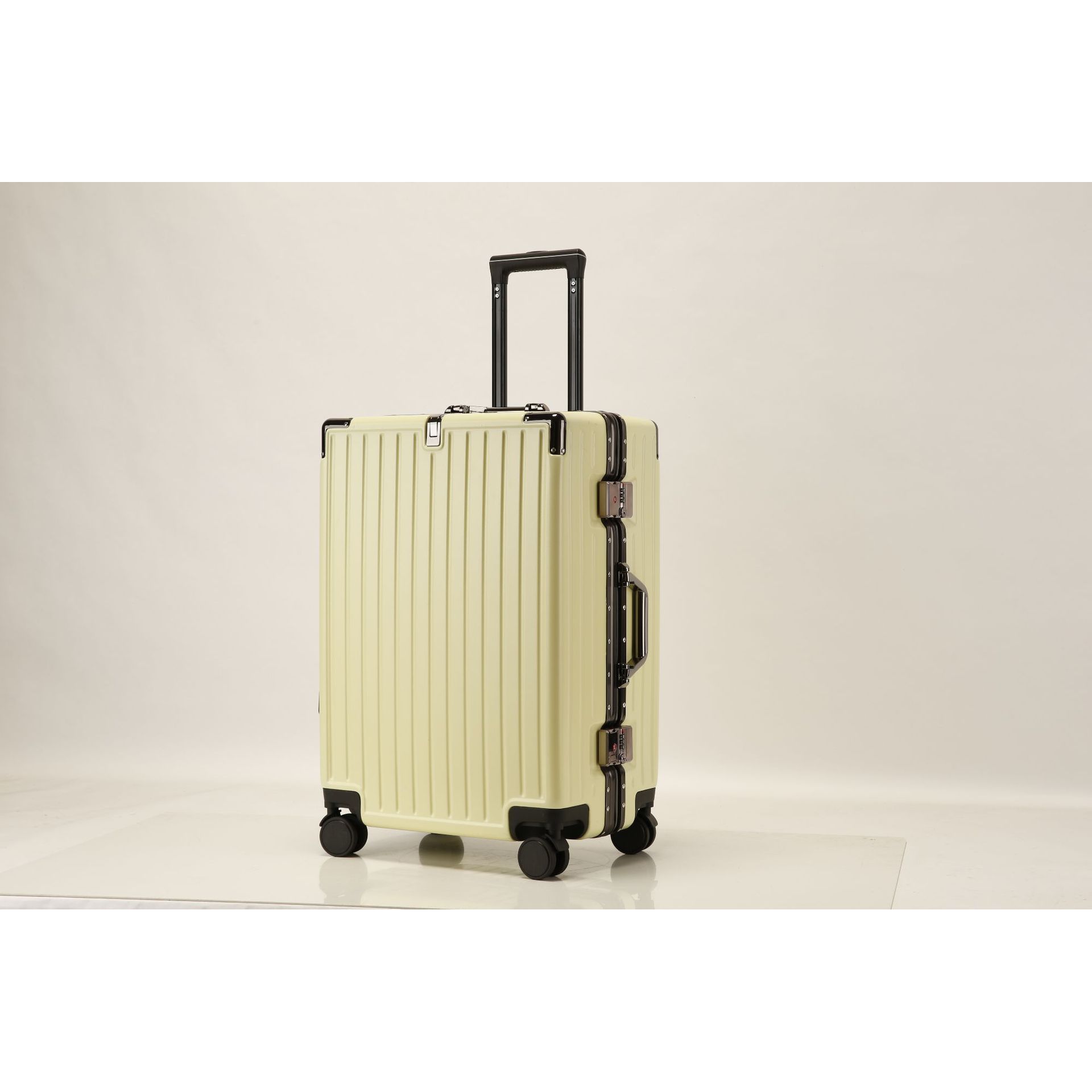 Jaune clair - Cadre aluminium 601