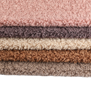 Hete Verkoop 100% Polyester Pluche Korte Krullende Nepbont Stof - Product Image 2