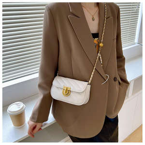 New popular women's lacquered PU material pure pattern crossbody <b>bag</b> - Product Image 3