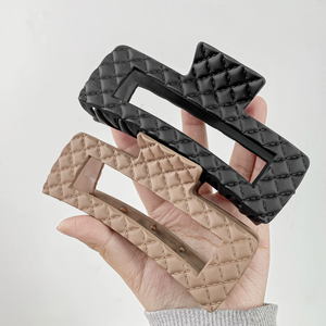 YJL Accessori per Capelli da Donna Disponibili, Grande Clip Quadrata da 12,5 cm con Motivo a Quadretti, Clip a Squalo Personalizzata, Clip per Capelli all'Ingrosso - Product Image 4