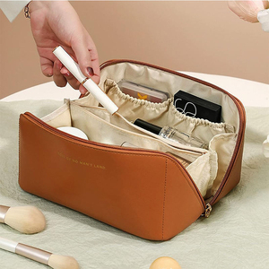 Bolsa de Maquillaje Impermeable para Viajes de Negocios, Bolsa de Cosméticos Portátil de PU Brillante, Bolsa de Cosméticos Moderna para Damas - Product Image 2