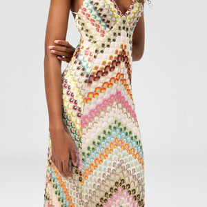 Vestido maxi de punto de ganchillo bordado con estampado de colores - Product Image 4