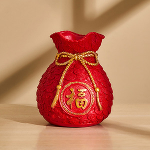 Jarrón de Resina Roja Kch con Símbolo Fu Dorado, Decoración para el Festival de Primavera, Adorno de Estilo Chino - Product Image 1