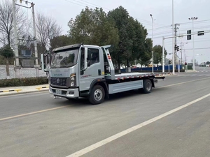 Chine Howo tout nouveau véhicule à usage spécial 4*2 ventilé véhicule remorque à plat camion <span class=keywords><strong>de</strong></span> récupération remorque dépanneuse camion - Product Image 3