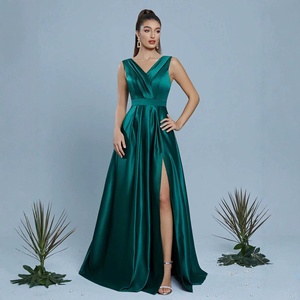 Abito da <span class=keywords><strong>festa</strong></span> da donna di lusso leggero, nuovo modello 2026, in cashmere, plissettato, a trapezio, lungo fino al pavimento, per il commercio estero transfrontaliero - Product Image 2