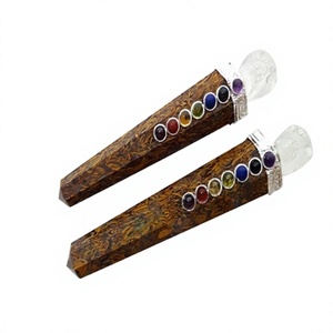 Varita de Sanación de 7 Chakras, Varita Tallada de Ágata Natural, Cristal Facetado Miriyam, Artesanía de Piedras Semipreciosas de Gujarat para Reiki - Product Image 1