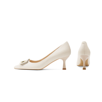 Femmes Sexy dames peu profondes sans lacet bout pointu pompes de bureau à la mode Style de mariée chaussures pour femmes avec talon fin pour l'été