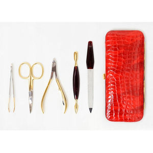 Set de manicura y pedicura, kit de cortaúñas de 10 piezas de acero inoxidable, kit profesional para el cuidado de las uñas, herramientas de aseo para viaje con estuche. - Product Image 6