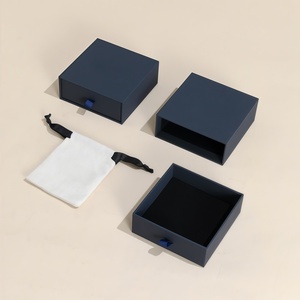 Caja de Embalaje <span class=keywords><strong>para</strong></span> Collares a <span class=keywords><strong>Precio</strong></span> de Fábrica, Caja <span class=keywords><strong>para</strong></span> Joyería con Almohadilla de Espuma y Tapa Transparente <span class=keywords><strong>para</strong></span> Collares de Perlas - Product Image 4
