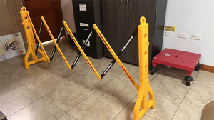 Barrières extensibles bon marché pour la circulation piétonne, contrôle des foules, construction en plastique, clôture pliable pour chantier - Product Image 6