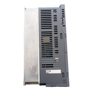 อินเวอร์เตอร์ Mitsubishi FR-A840-00052-2-60 3 เฟส 200V ไดรฟ์ปรับความถี่ ใหม่ ของแท้ - Product Image 5