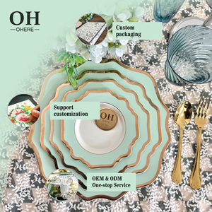 <span class=keywords><strong>Service</strong></span> de <span class=keywords><strong>table</strong></span> en <span class=keywords><strong>porcelaine</strong></span> vert menthe motif tournesol, décor pour événements de mariage, assiette de présentation à bord doré, vaisselle et assiettes en céramique vertes - Product Image 5