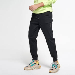 กางเกงวอร์มกางเกงคาร์โก้สำหรับผู้ชายกางเกงลำลองขายาวสำหรับวิ่งโลโก้ออกแบบใหม่ออกแบบได้ตามที่ต้องการ - Product Image 2