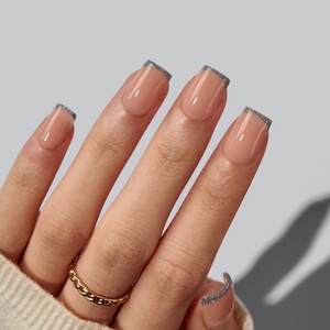 Uñas Postizas Francesas Elegantes y Cortas, de Alta Calidad, Hechas a Mano, con Punta Francesa Plateada Brillante, Uñas de Gel Suave para Presionar - Product Image 1