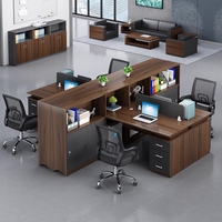 Nouveau design moderne Table de direction Poste de travail du personnel en face à face Bureaux d'ordinateur Établi pour employés