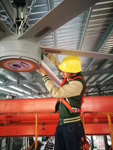 Ventilateurs de plafond industriels HVLS à 6 pales de haute qualité, prix d'usine pour les hôtels et les ateliers - Product Image 2