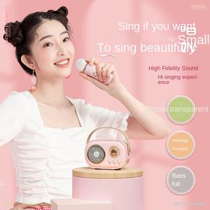 Altavoz Inalámbrico Portátil Mini Explosions Retro <span class=keywords><strong>Karaoke</strong></span> V5.1, Resistente al Polvo y a las Caídas, con Sonido Estéreo, Personalizable para Regalo - Product Image 3