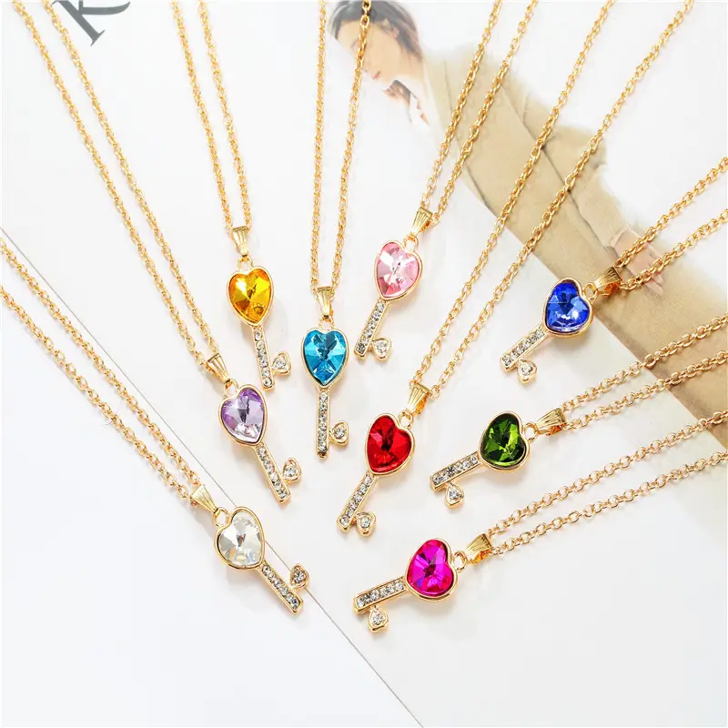 New fashion clavicle Austrian Crystal creative simple alloy crystal love heart key pendant accessory Necklace