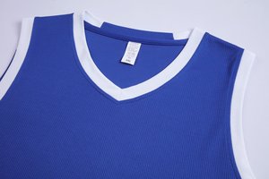 เสื้อบาสเก็ตบอลผ้าโพลีเอสเตอร์แห้งเร็วระบายอากาศได้ดีดีไซน์แบบกลับด้านได้ - Product Image 3