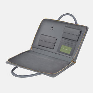 Portadocumentos con Cremallera, Textura de Piel de Caballo, con Logotipo Personalizado - Product Image 6