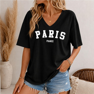 Maglietta Paris France Oversize da donna con scollo a V e maniche corte - Product Image 1