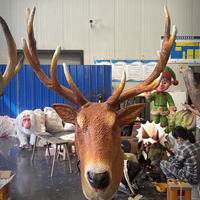 Parc d'attractions animalier, parc d'aventure, aéroport intérieur, girafe et cerf animatroniques grandeur nature, animaux animatroniques de fabrication industrielle