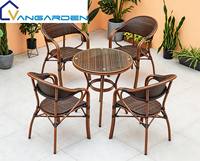Ensemble table et chaises de salle à manger en rotin tressé, style ferme moderne, confortable et portable, avec plateau en verre, pour hôtel et jardin