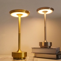 Lampe de table portable en aluminium rechargeable par USB, à LED, avec barre tactile, pour la décoration moderne des hôtels et restaurants (vente en gros)